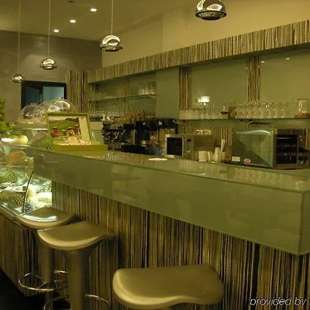 Legacy Hotel 
